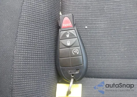 2013 Jeep Grand Cherokee Laredo z USA, uszkodzony, nr VIN 1C4RJFAG7DC536466